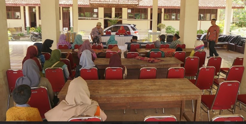 FASILITASI PENDIDIKAN BAGI SISWA MISKIN